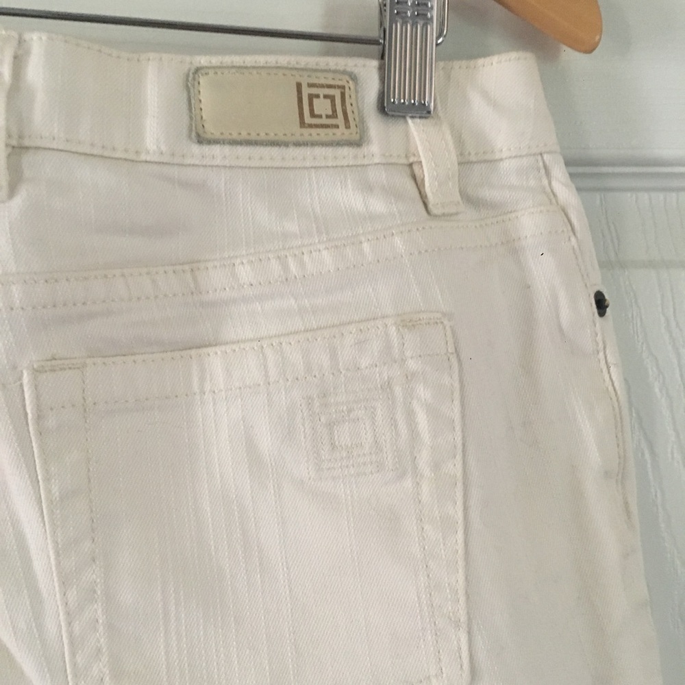 Liz Claiborne Off-White Cropped Pants - Picture 4 of 6